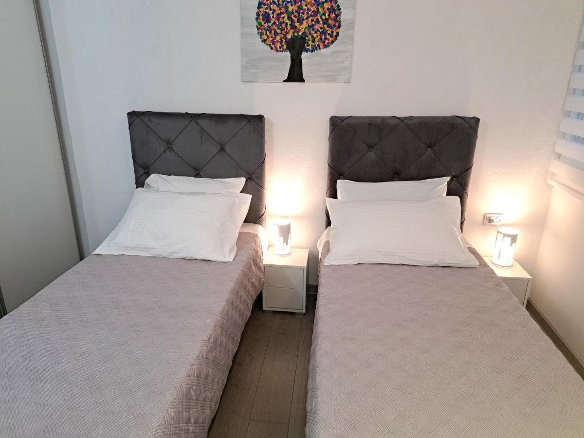 Ferienwohnung Luklena Split Exterior foto